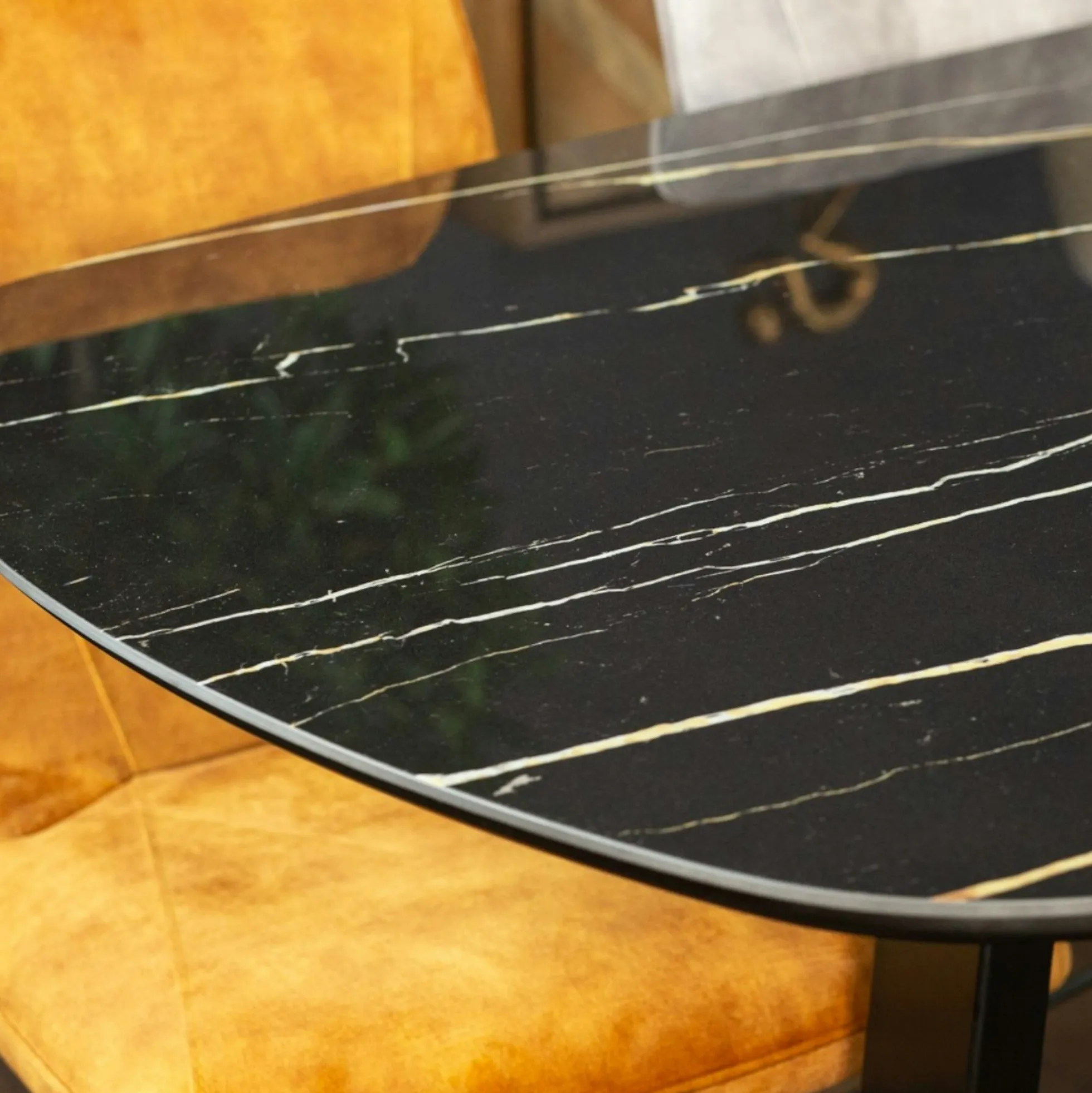 Table en céramique noire 200 cm FLORENCE