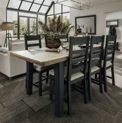 Table extensible en bois finition bleu profond 180-230 cm HOVE