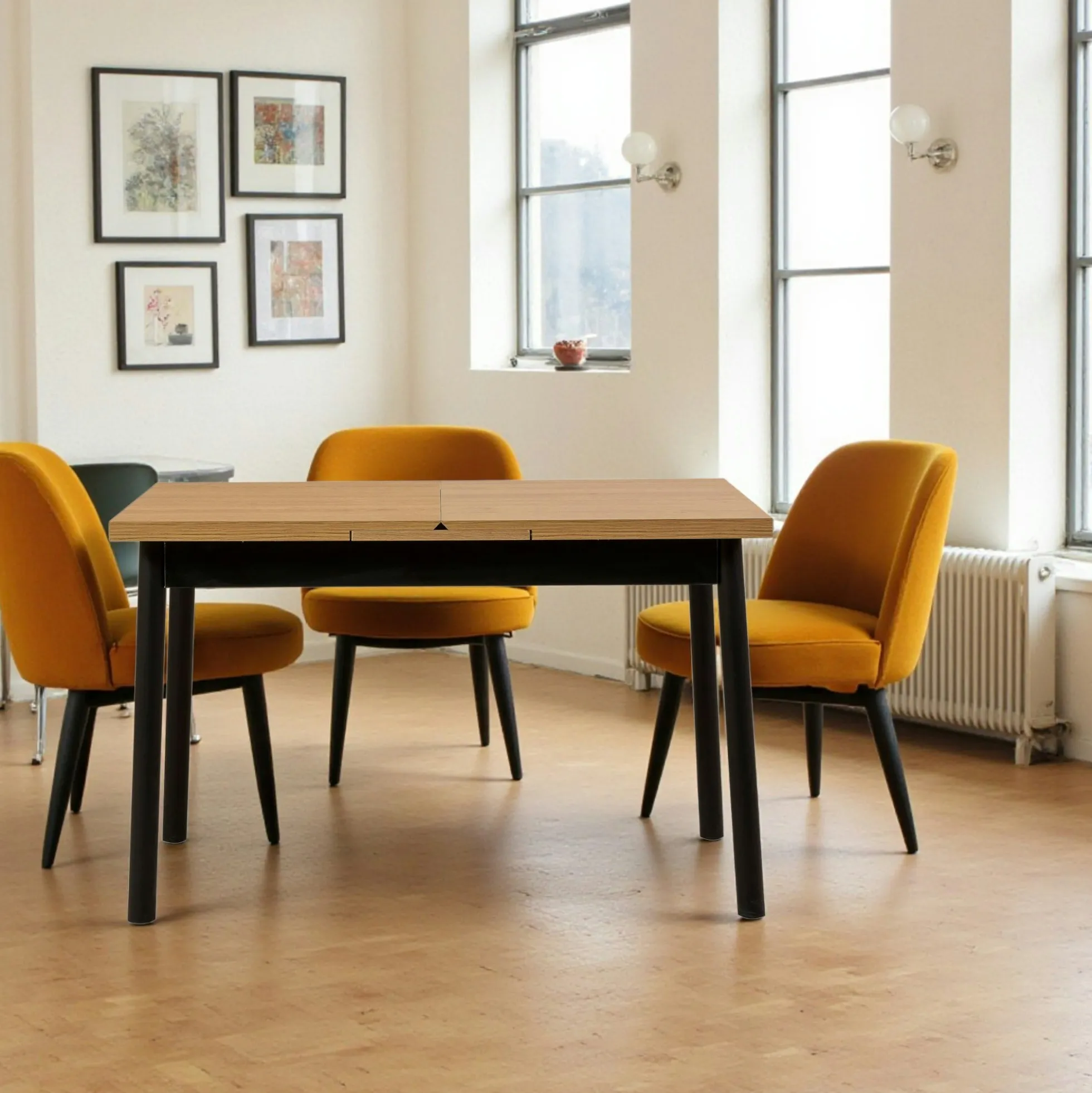 Table extensible noire plateau effet bois 120-153 cm ARDEN