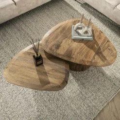 Table gigogne en bois de manguier avec plateau triangulaire (lot de 2) CREEK