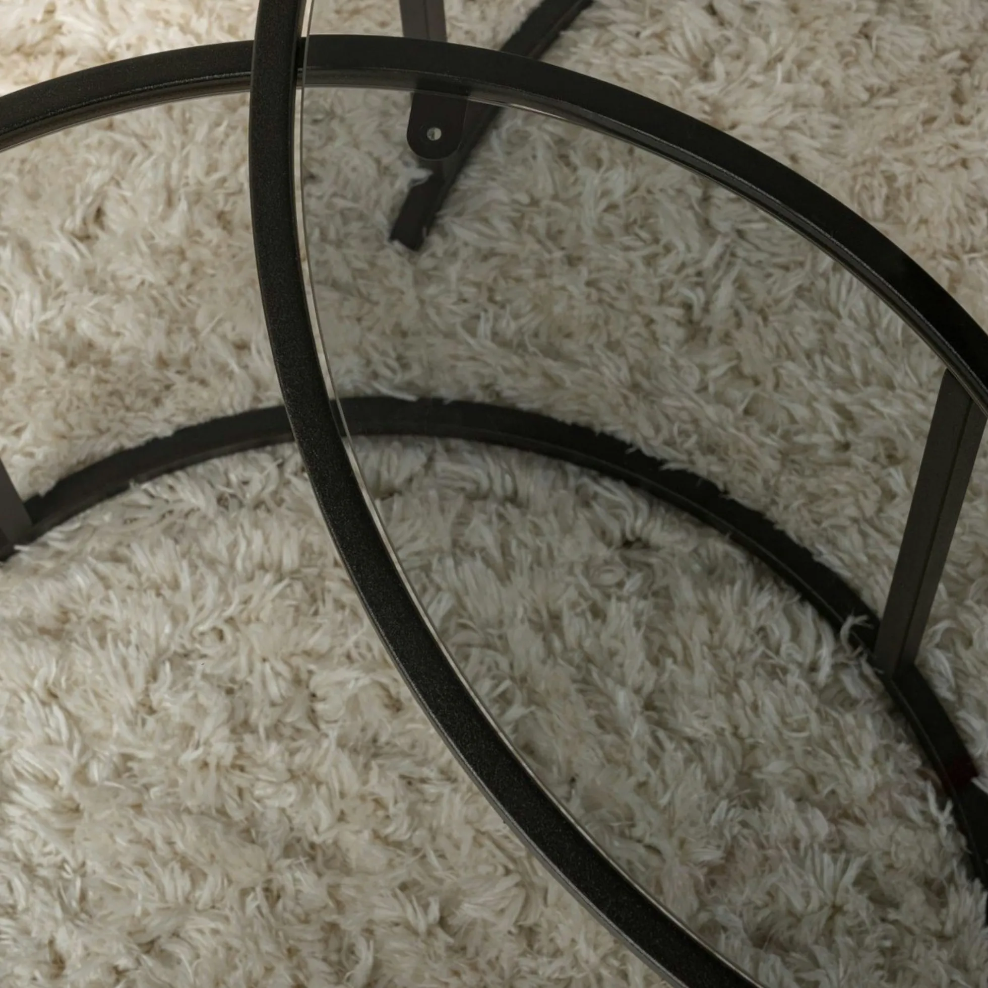 Table gigogne verre fumé - cadre noir (lot de 2) ⌀80 cm TULUM