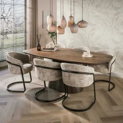 Table à manger bois d'acacia foncé design organique 215 cm NAKO