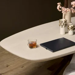 Table à manger bois sable bords arrondis 160 cm CORTINA