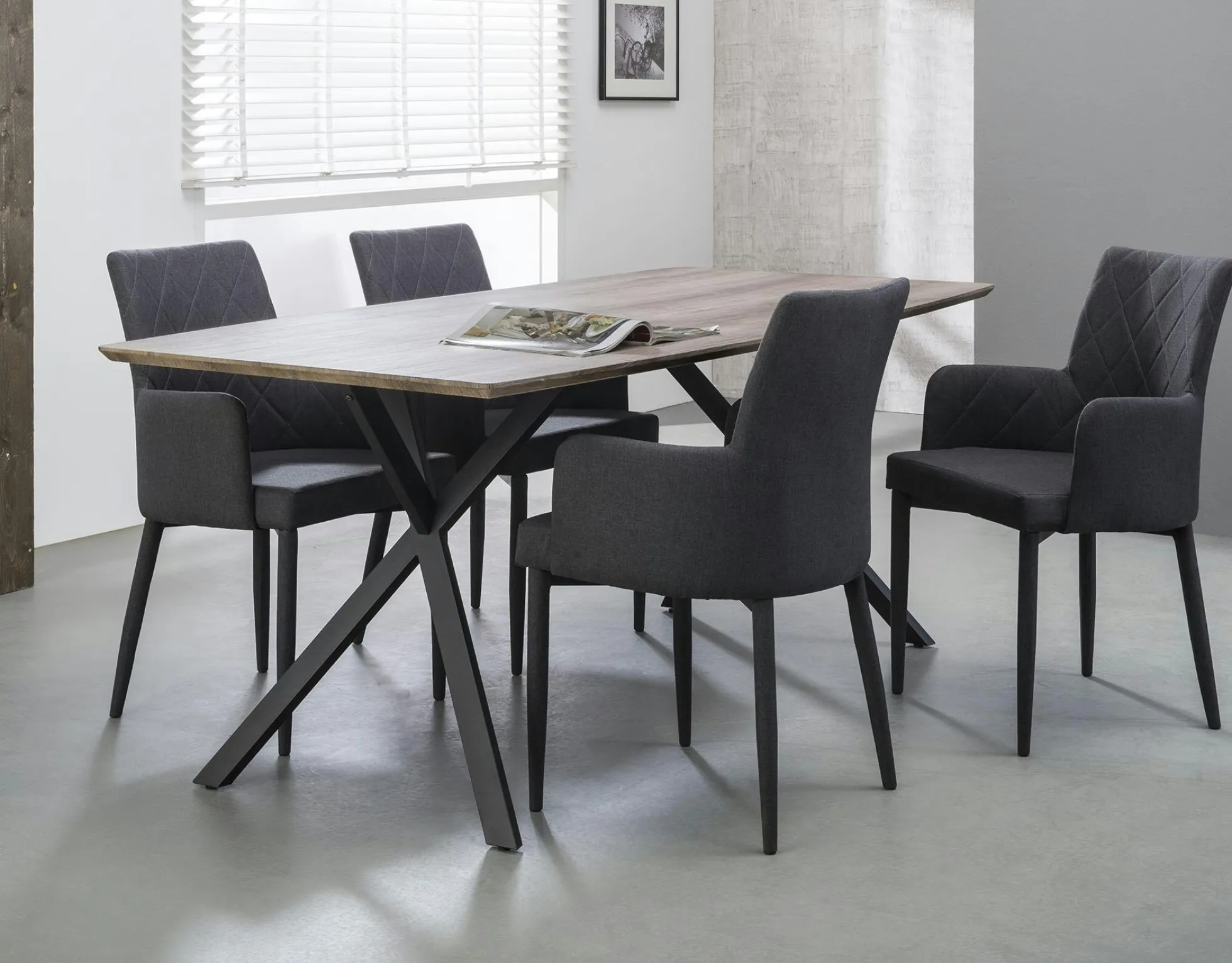 Table à manger contemporaine 160 HELSINKI