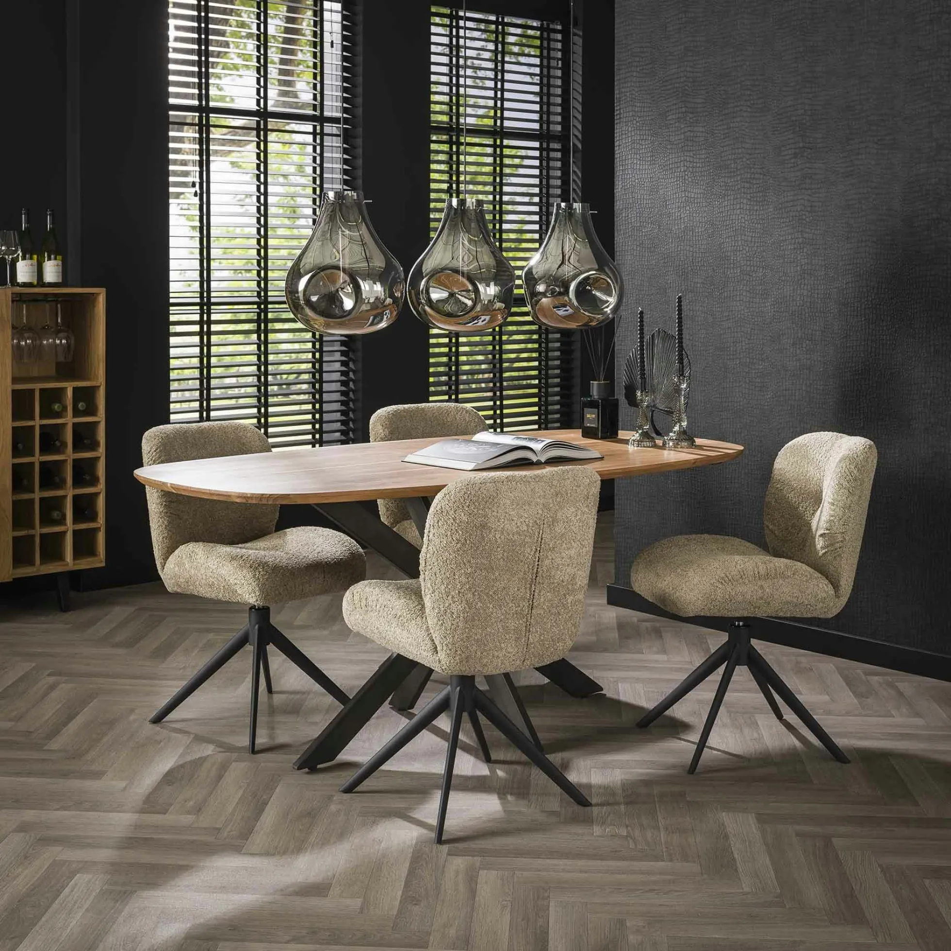 Table à manger en bois massif d'acacia avec bords arrondis 180 cm MELBOURNE
