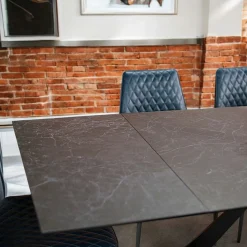 Table à manger extensible en céramique grise 180-280 LOMBARDIE