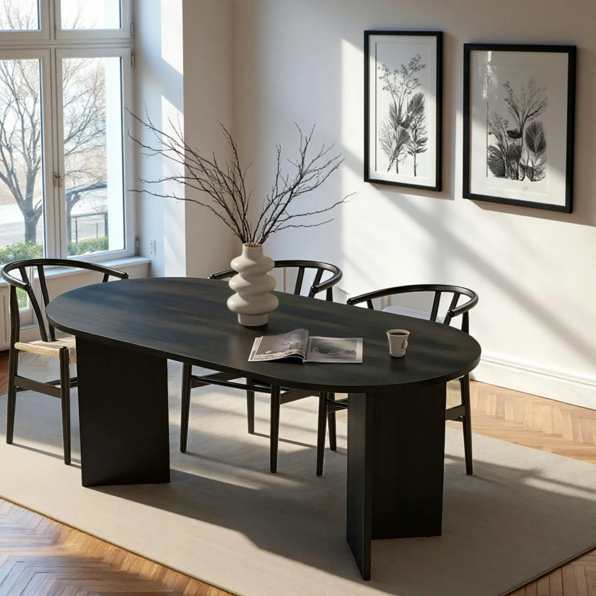 Table à manger moderne noire effet bois pieds en V 180 cm MARFA