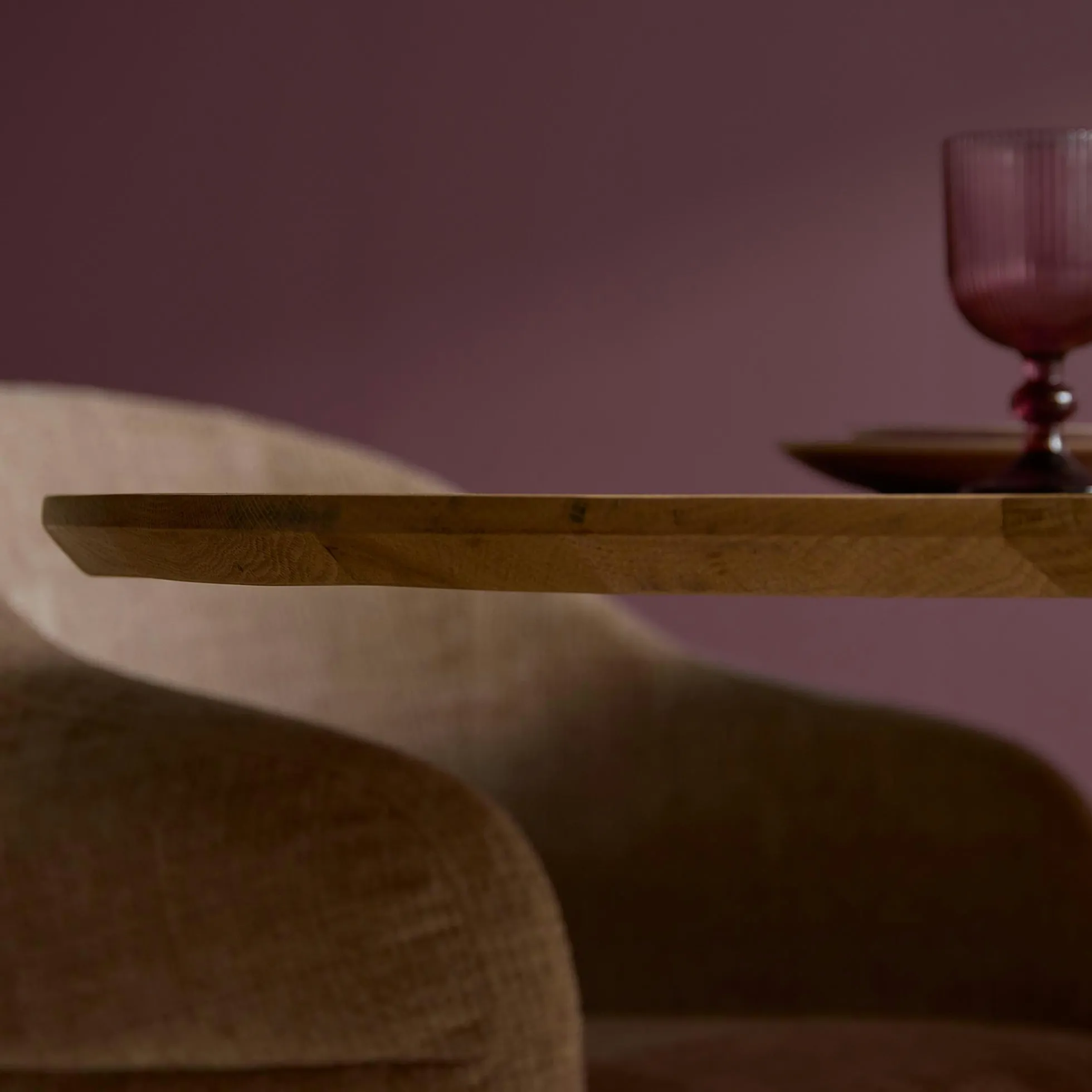 Table à manger ovale bois de chêne et pied central 210 cm LEXTON