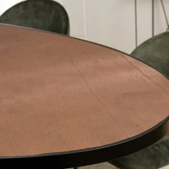 Table à manger ovale bois effet pierre rouille 220 cm BIHAR