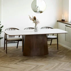 Table à manger plateau céramique aspect travertin 200 cm, pied bois foncé PRATO