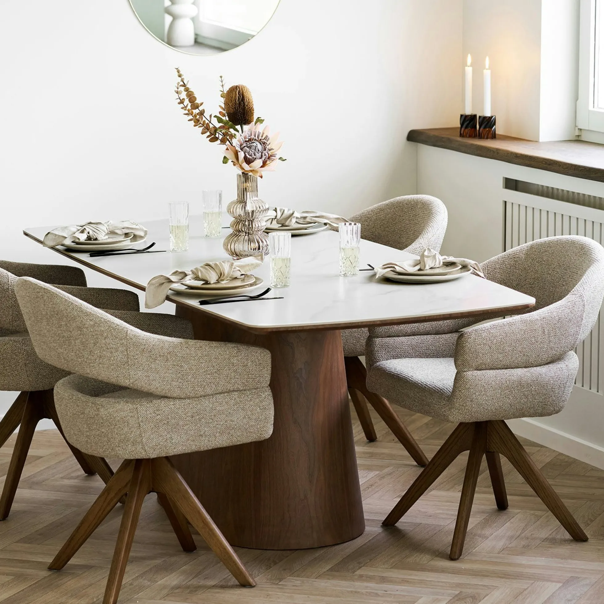 Table à manger plateau céramique aspect travertin 200 cm, pied bois foncé PRATO