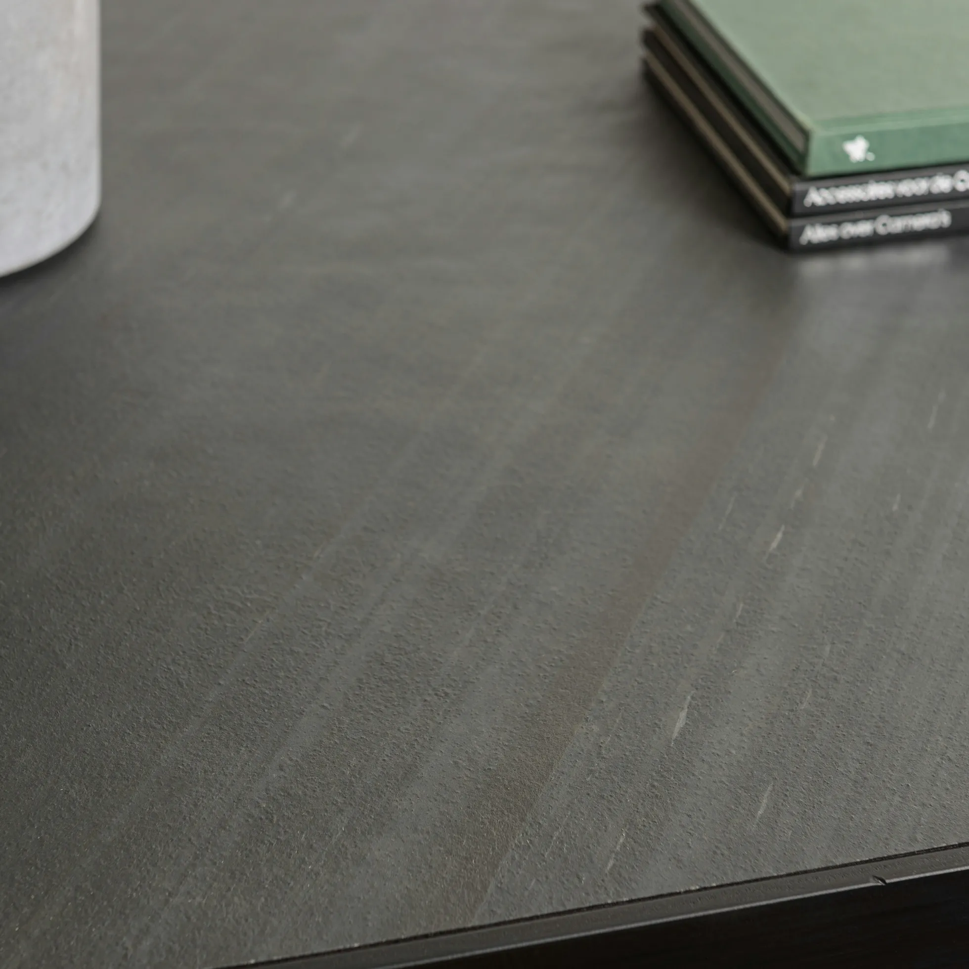 Table à manger rectangulaire bois anthracite effet pierre 220 cm BIHAR