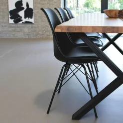 Table à rallonge en bois de chêne clair avec bordures naturelles 200 cm SAVONE