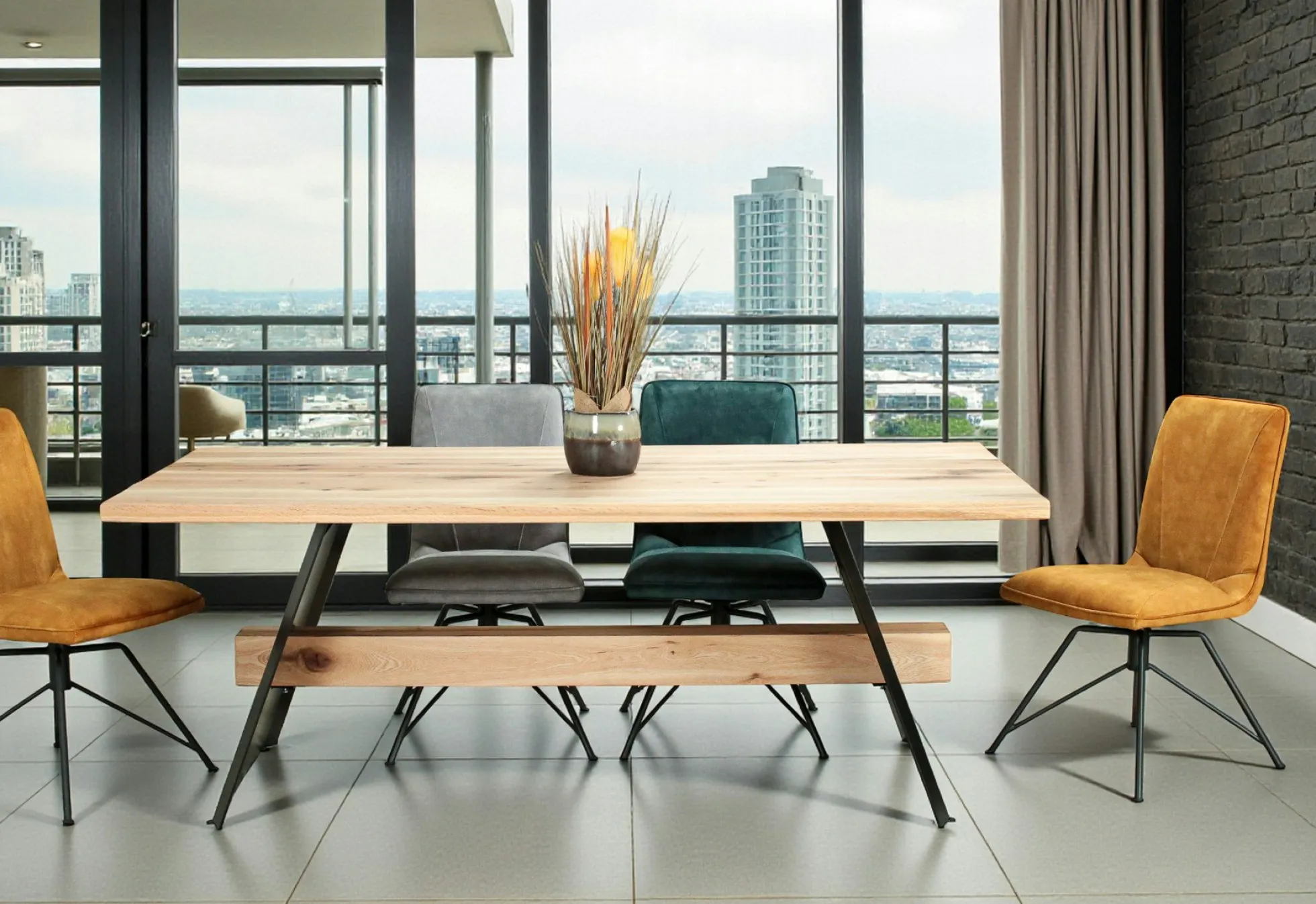 Table rectangulaire en chêne blanc avec poutre centrale 200 cm CORNWALL