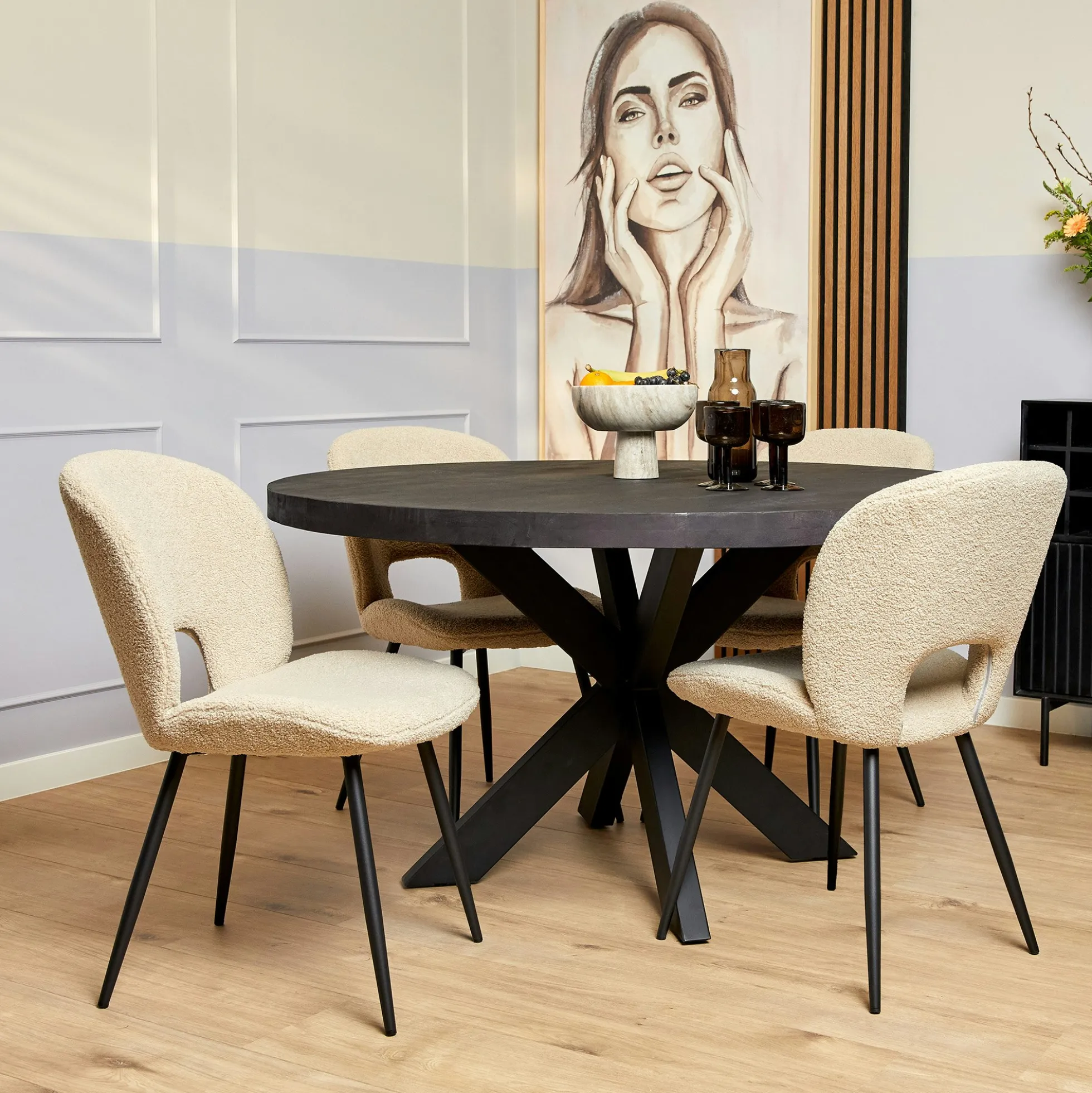 Table ronde bois noir à pied central Ø140 cm RIVANO