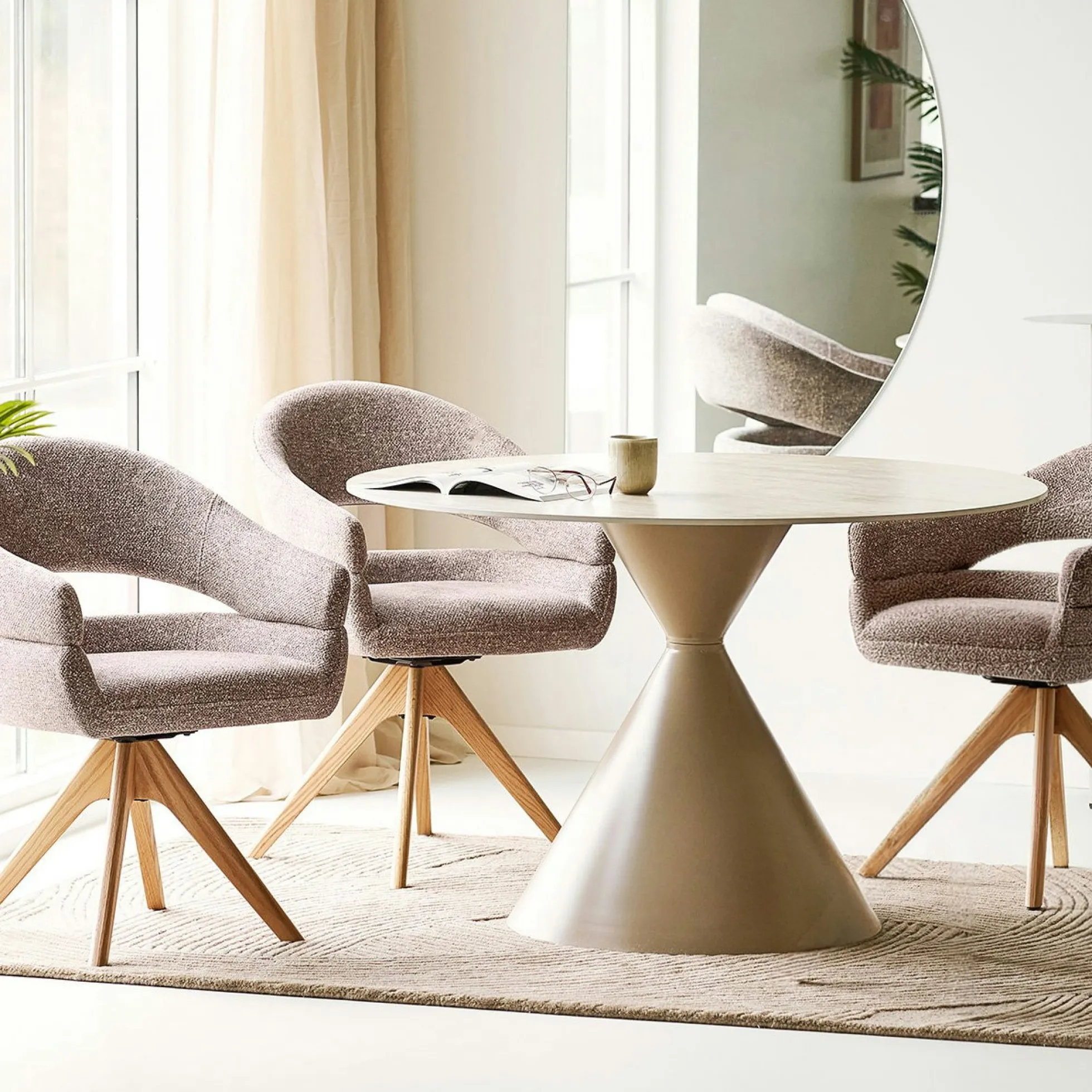 Table ronde en céramique ø120 cm, pied sablier ASDAL