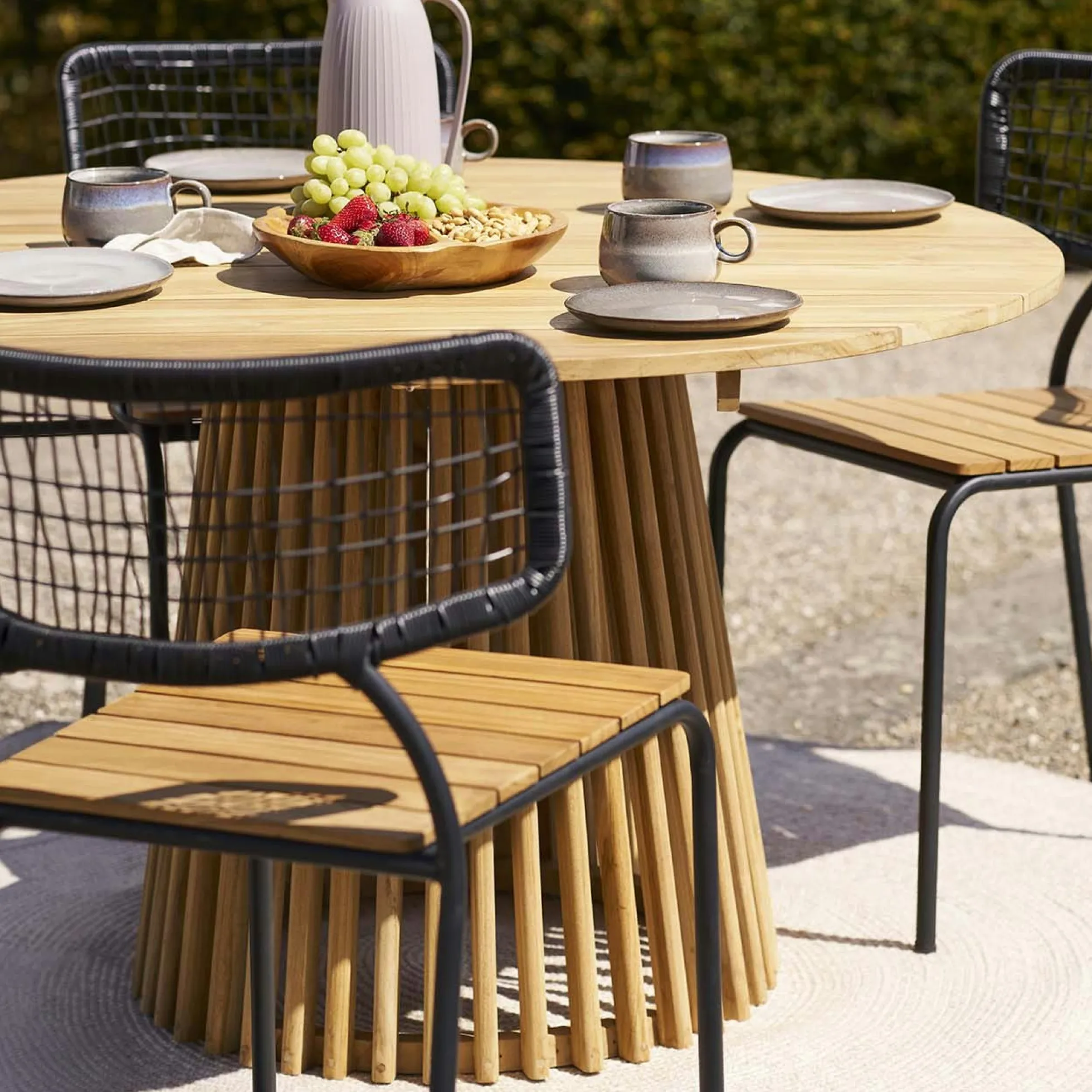 Table ronde en teck naturel ø120 KUTA