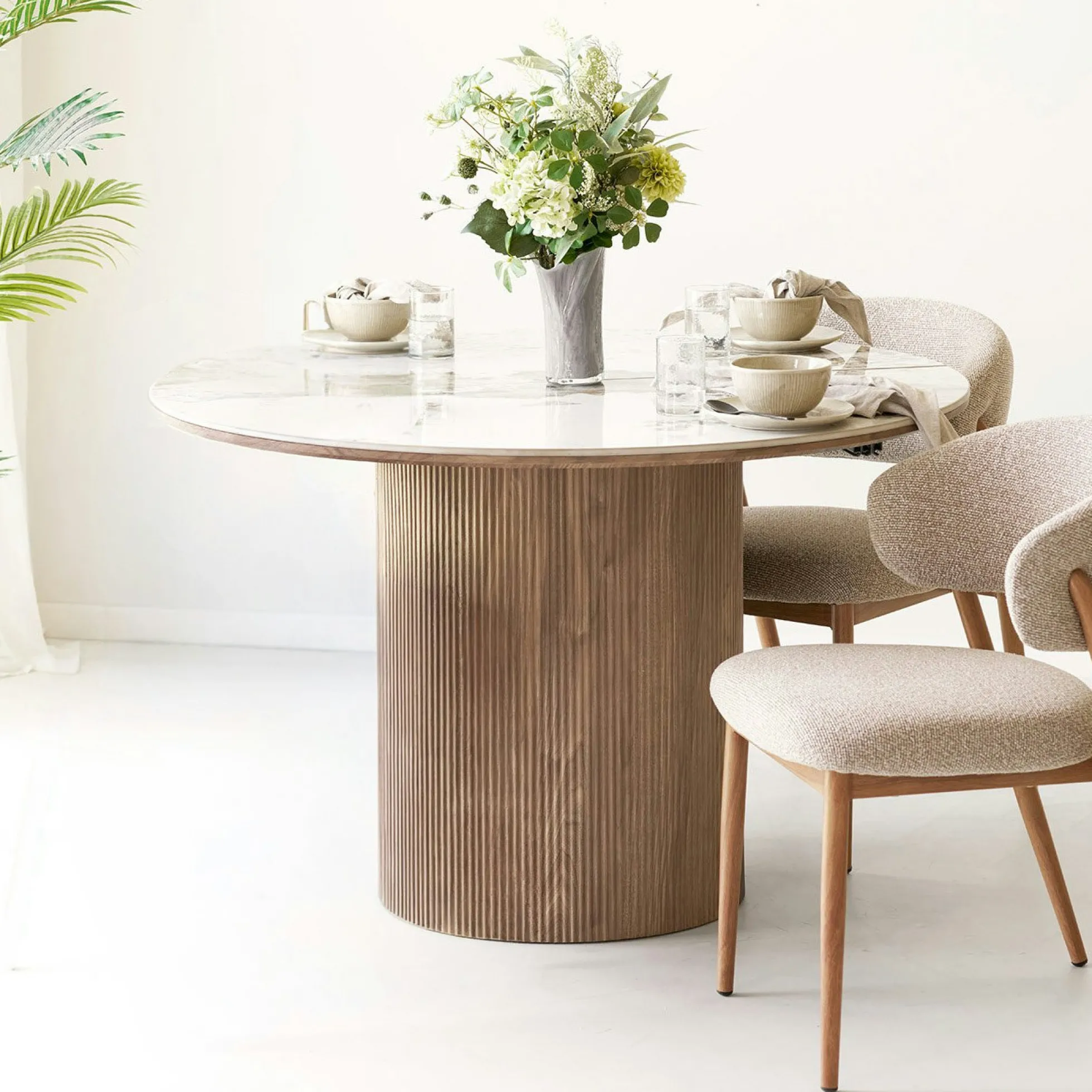 Table ronde extensible en céramique marbrée 120/160/200 cm PRATO