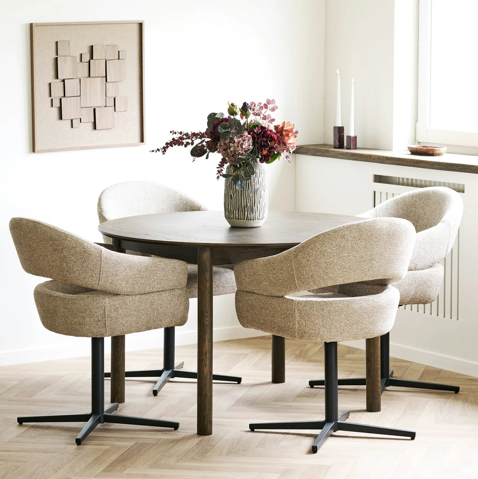 Table ronde extensible placage chêne 120/170/220 cm KALKIE