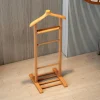 Valet de chambre bois clair avec plateau vide-poches SITIA